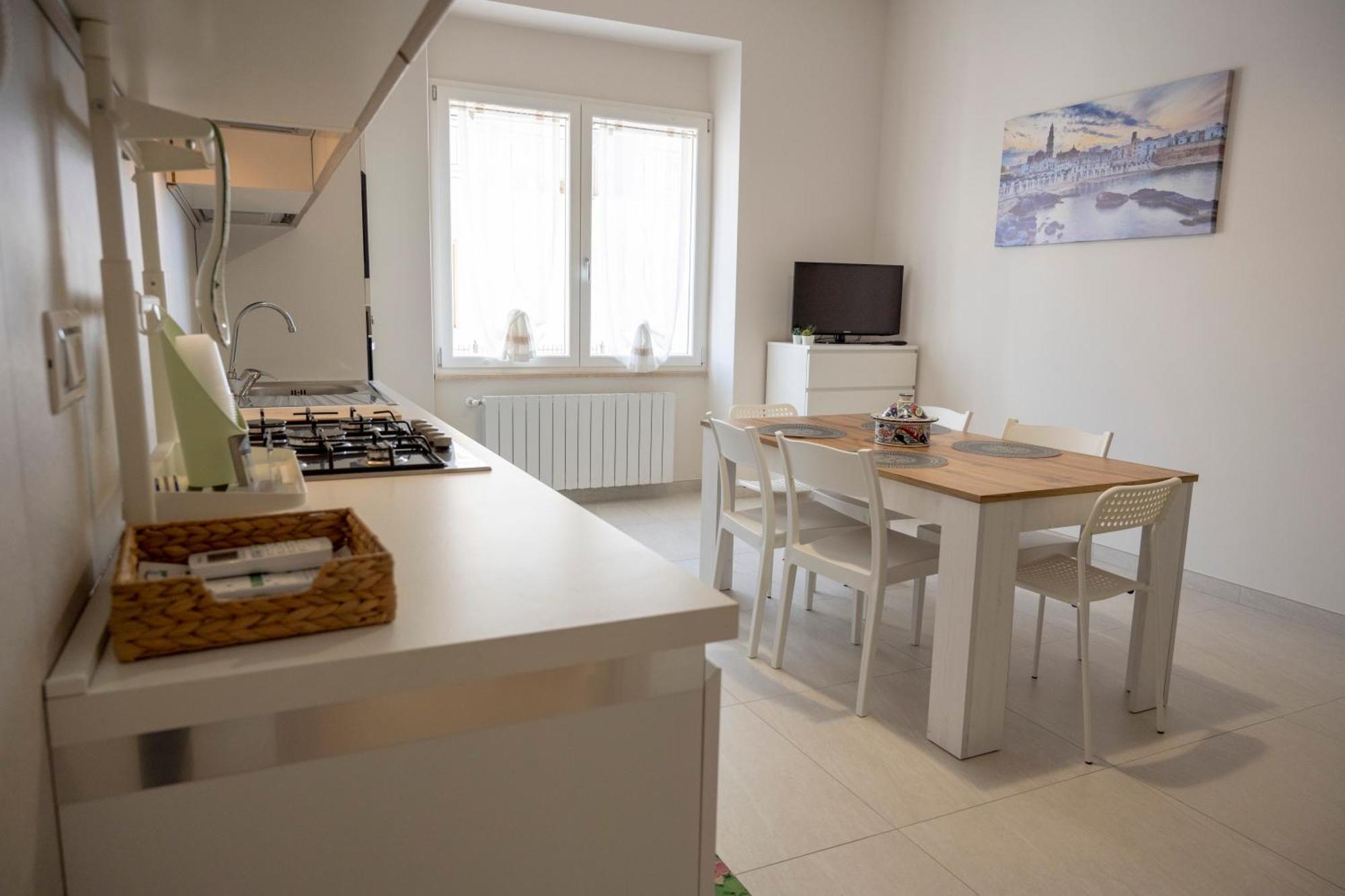 Amare Apartment Near The Sea Monopoli Exterior photo